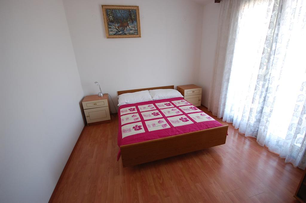 נייביצה Apartments Dida By El-Pi Tours חדר תמונה