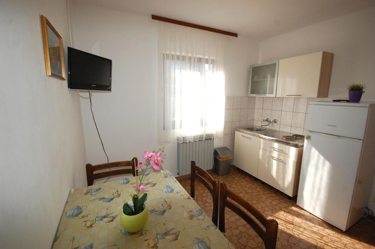 נייביצה Apartments Dida By El-Pi Tours מראה חיצוני תמונה